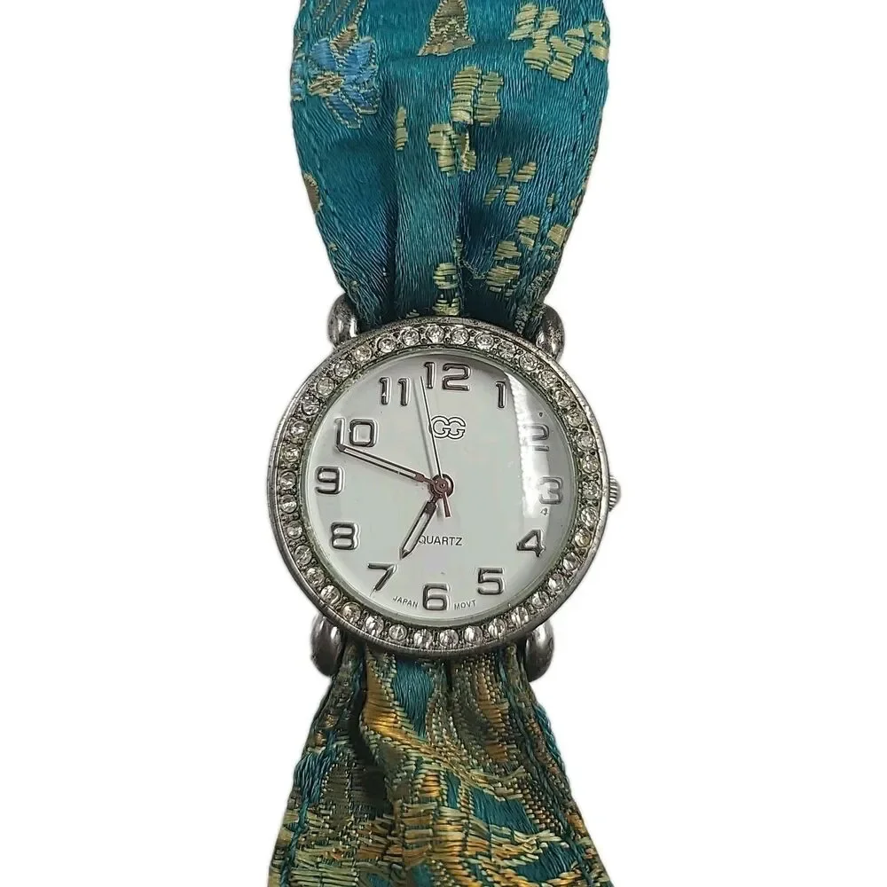 VTG Womens Watch CC Quartz Crystal Face With Silk Snap Band